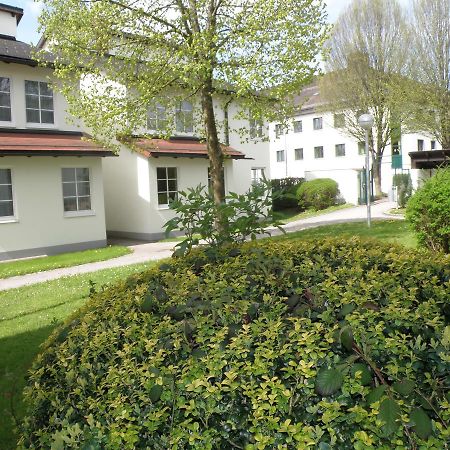 באד לאונטלדן Hotel Sommerhaus Am Internats-Campus מראה חיצוני תמונה